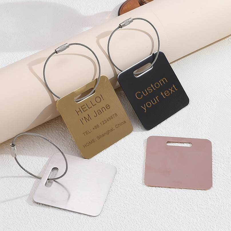 It Travel Accessories - Etichetta per Bagagli Personalizzata con Incisione