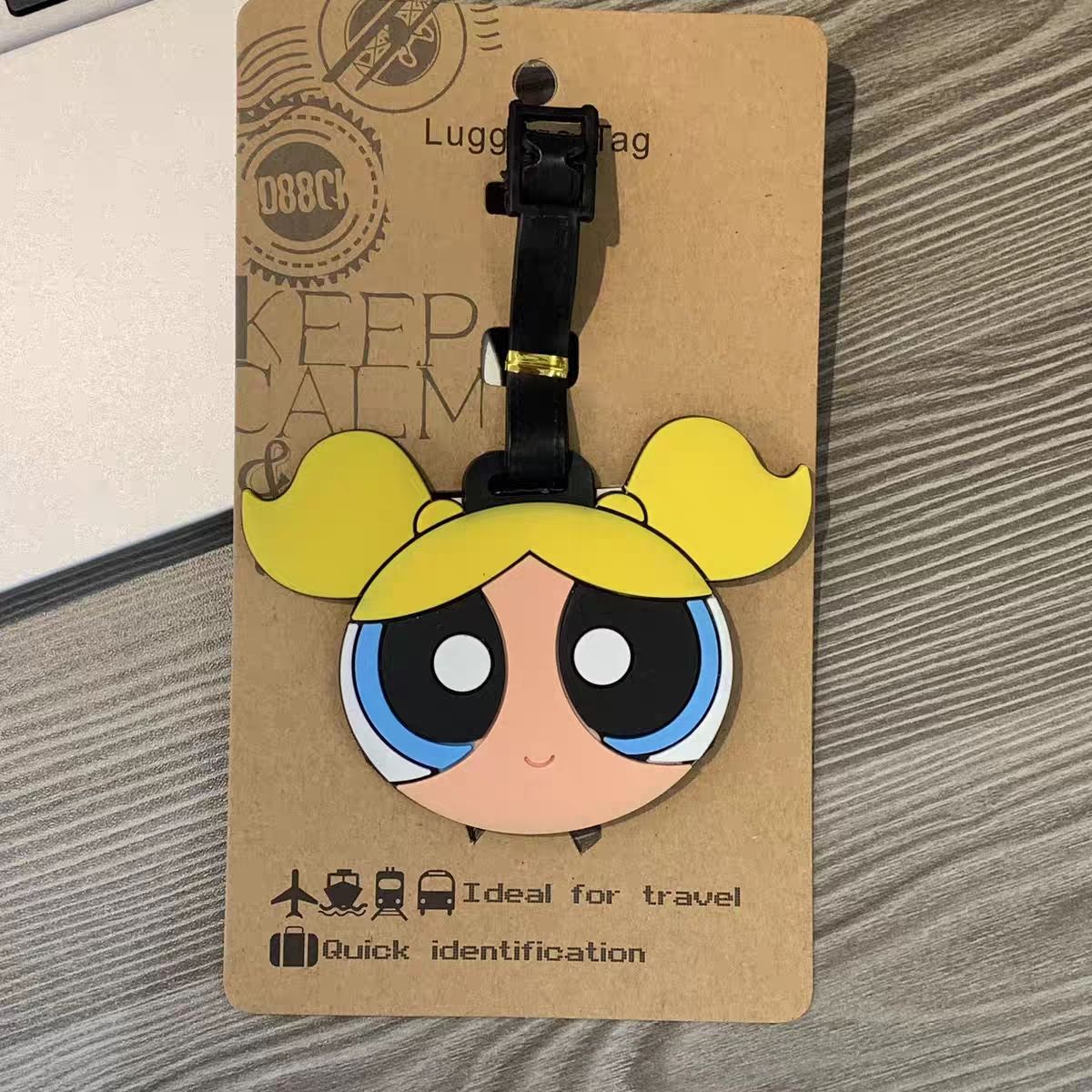 Ciondolo per borsa Anime The P - Travel Accessories Logo recensione e prezzo