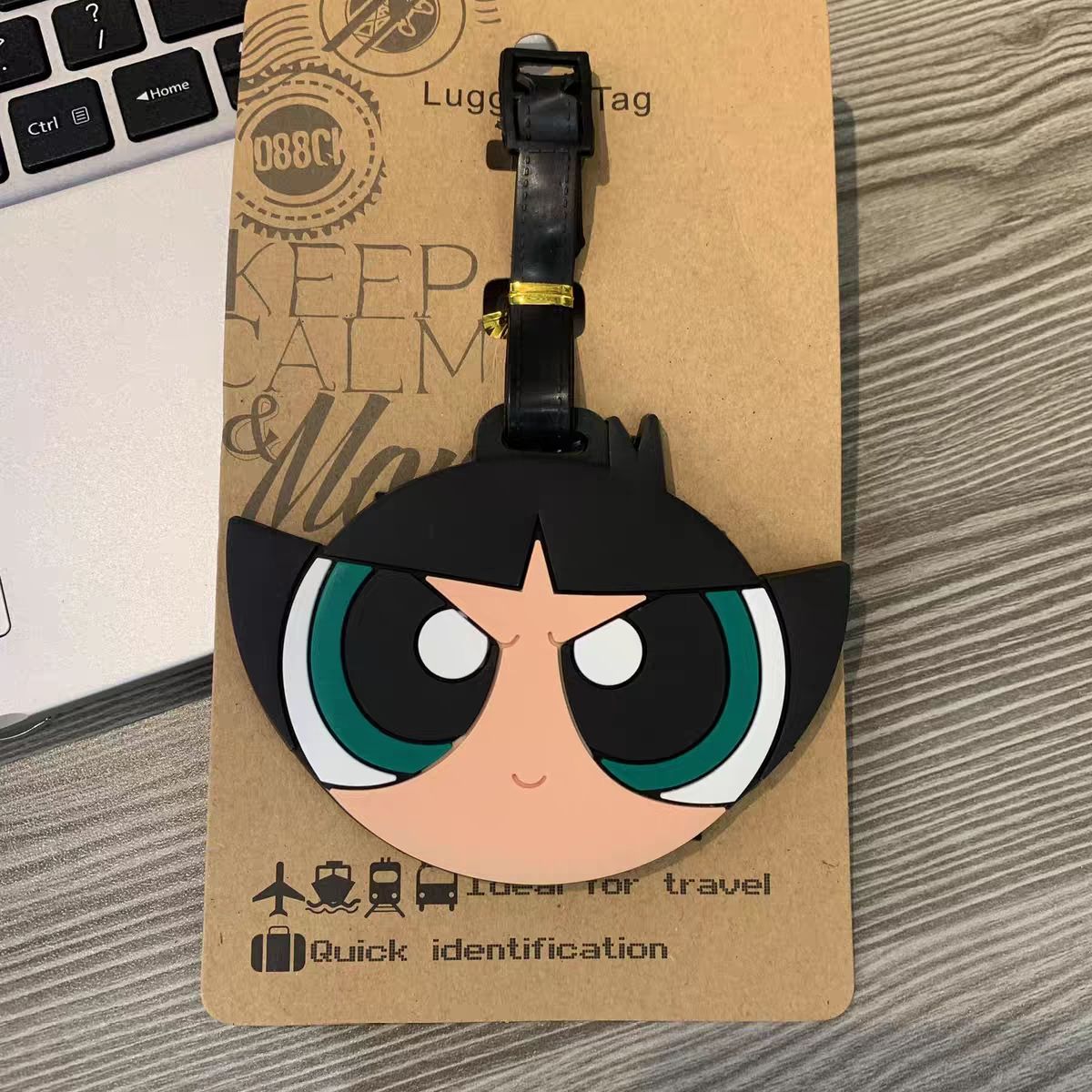 Ciondolo per borsa Anime The P - Travel Accessories Logo recensione e prezzo