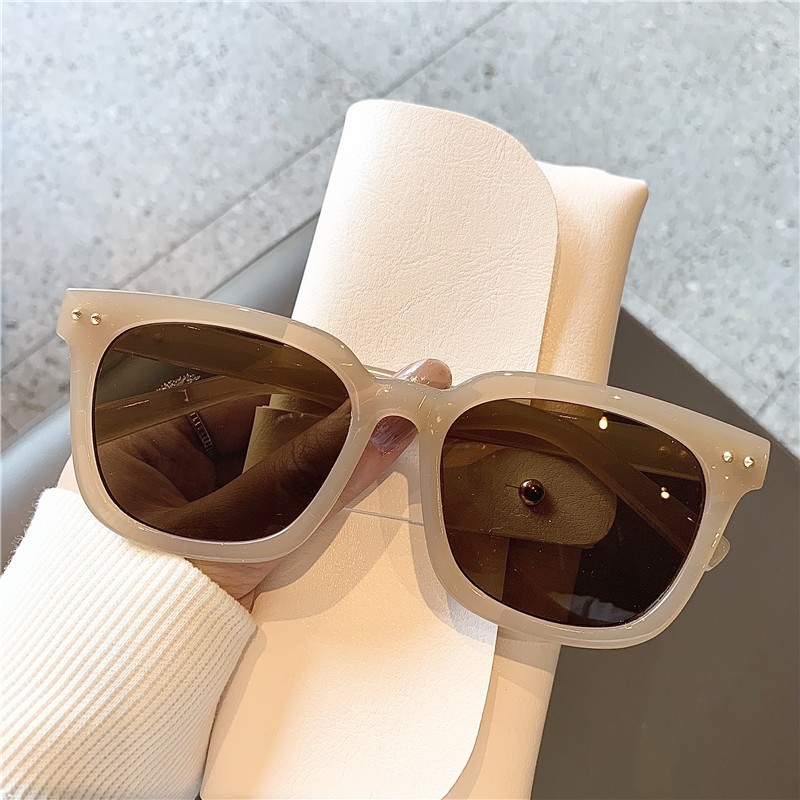 Occhiali da sole quadrati over - Travel Accessories Brand recensione e prezzo